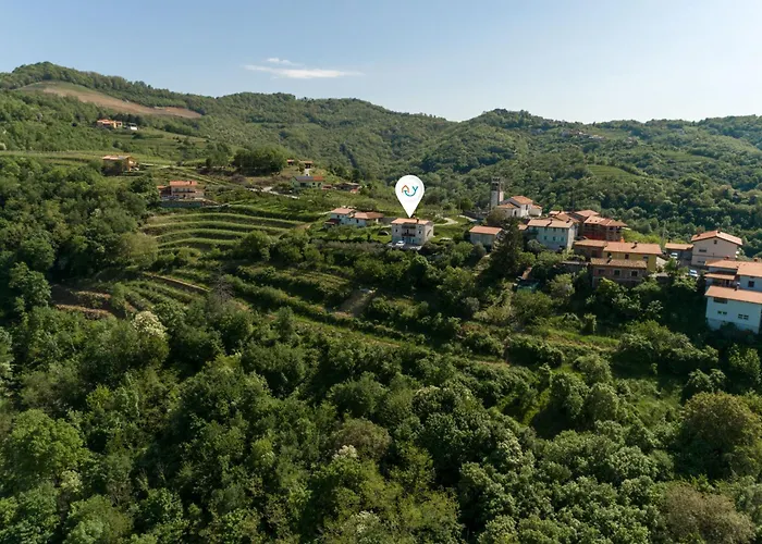 Neda In Krasno Among Vineyard - Happy 아파트 *